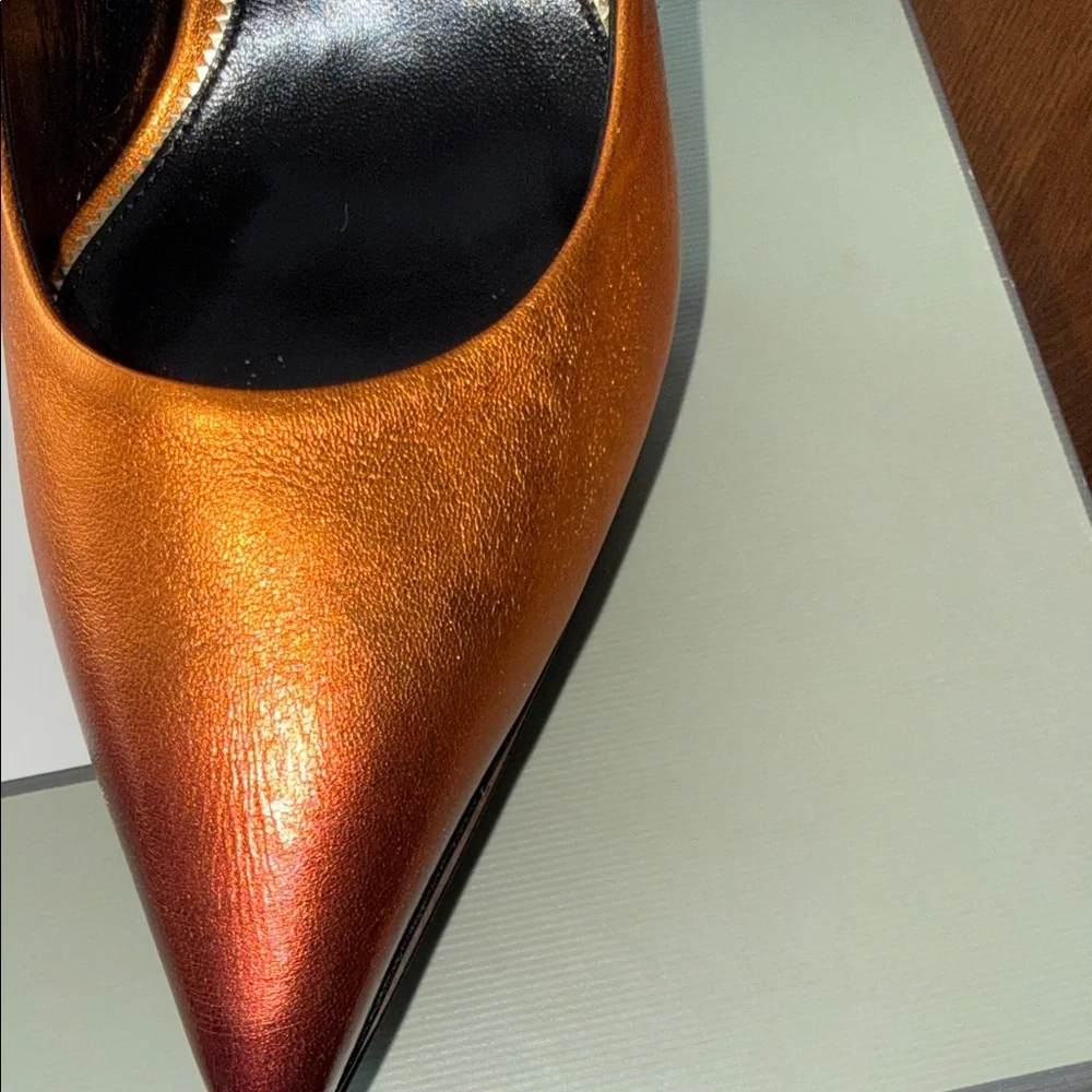 Tom Ford Women's Vibrant Orange Metallic Heels - Picture 5 of 8